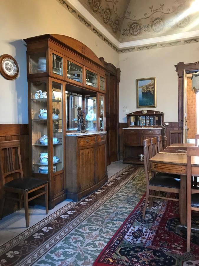 Palazzo De Bellis Vitti nella città delle Grotte Castellana Grotte Esterno foto